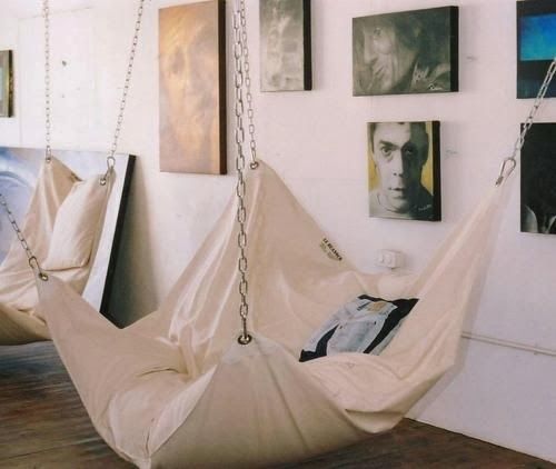 ¿Cómo es la oficina perfecta para Millennials? - aHR0cCUzQSUyRiUyRjEuYnAuYmxvZ3Nwb3QuY29tJTJGLXNIZi1CV0swTEpnJTJGVXZvLWZqdFhrbEklMkZBQUFBQUFBQUxTRSUyRmlzdWtsSWJqbjNNJTJGczE2MDAlMkZiZWFuYmFnMi5qcGc