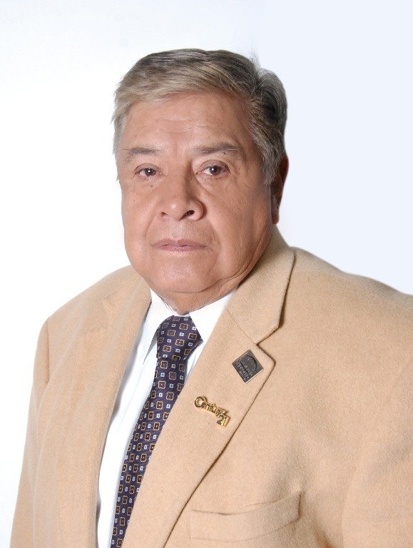 "Con 71 años me he especializado en lo que realmente me gusta" Luis Alberto Ramos, alumno de IEBS - Luis Alberto Ramos 3