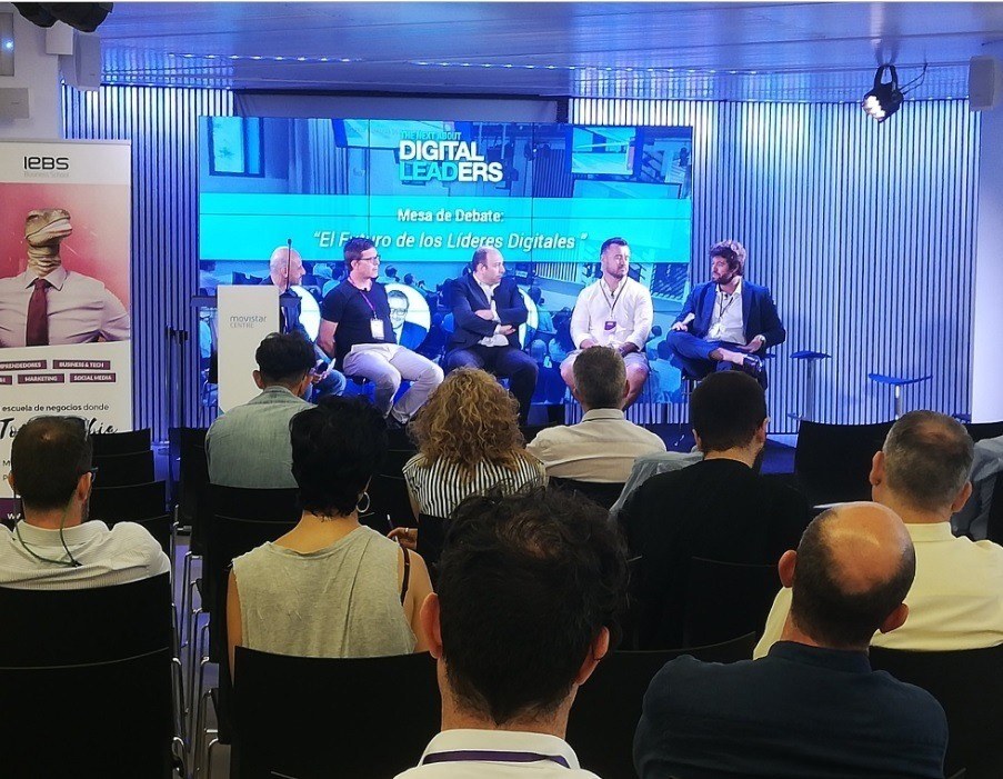 mesa-redonda-The-Next-About-Digital-Leaders mesa-redonda-The-Next-About-Digital-Leaders