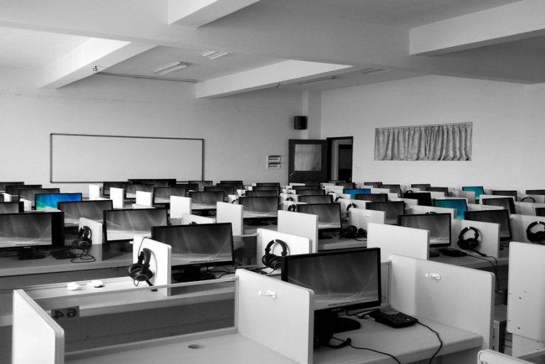 Los perfiles más demandados en Atención al Cliente o Call Center Los perfiles más demandados en Atención al Cliente o Call Center