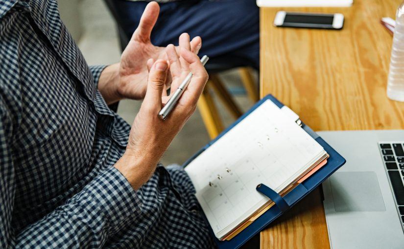 "Hoy en día el marketing tiene mucho más que ver con producto", entrevista al CMO de MyPoppins - adults agenda brainstorming 1451449 825x510