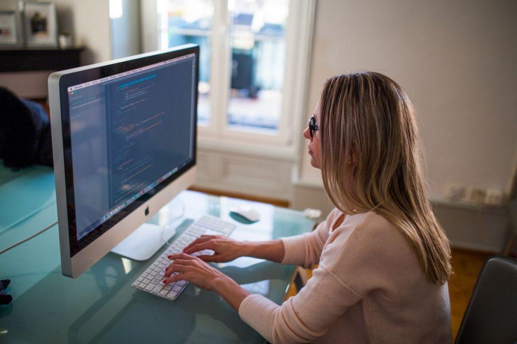 Qué estudiar para ser experto en ciberseguridad
