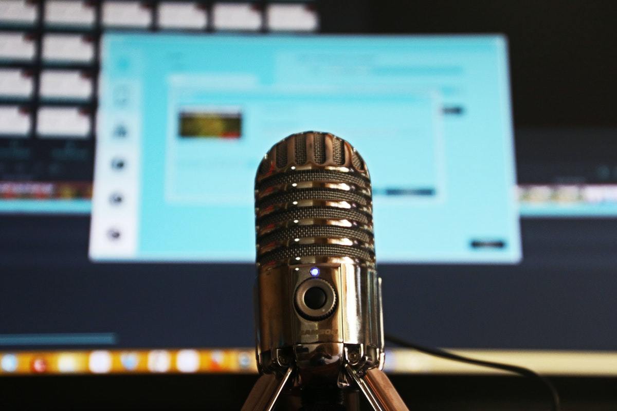 Descubre Hacking Education, un podcast para debatir sobre el sistema educativo