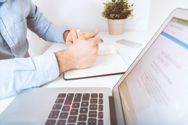 Las 10 mejores herramientas para escritores aficionados Las 10 mejores herramientas para escritores aficionados
