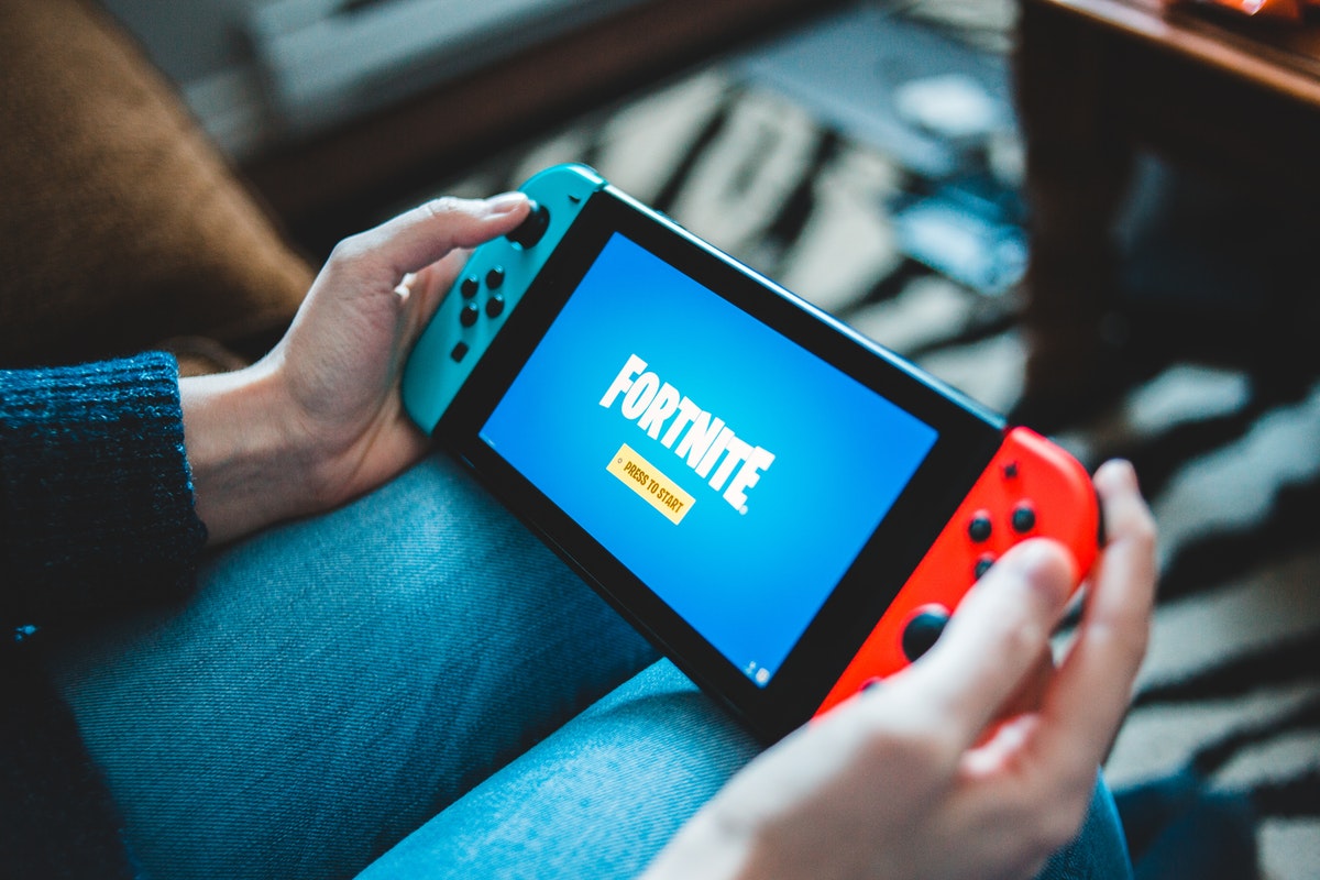 5 estrategias de marketing que necesitas aprender de Fortnite