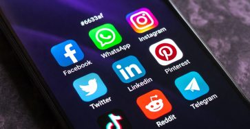Economía de la atención en redes sociales: cómo sobrevivir a un feed que se mueve demasiado rápido - image 3 363x188
