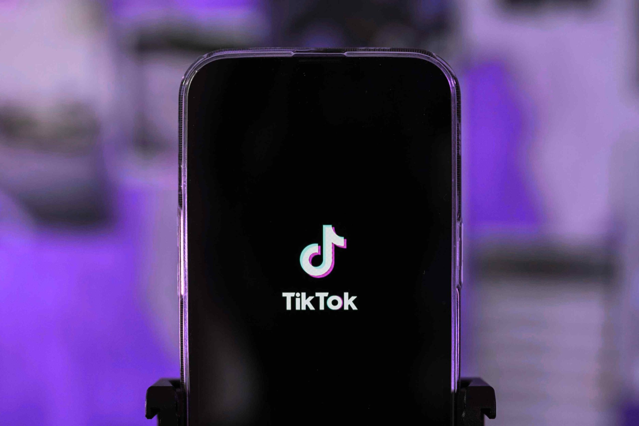El algoritmo de TikTok en 2026: 5 claves del estudio de Metricool para dominar el feed ‘Para Ti’
