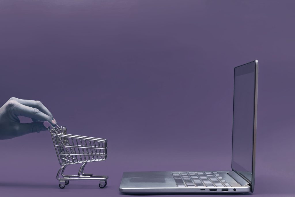Los 5 errores más comunes en eCommerce que están frenando tus ventas (y cómo solucionarlos) Los 5 errores más comunes en eCommerce que están frenando tus ventas (y cómo solucionarlos) - codigo 1 1024x683