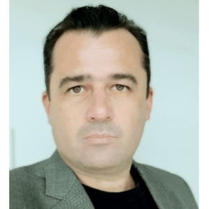 Ricardo Caldeira de Andrada Costa